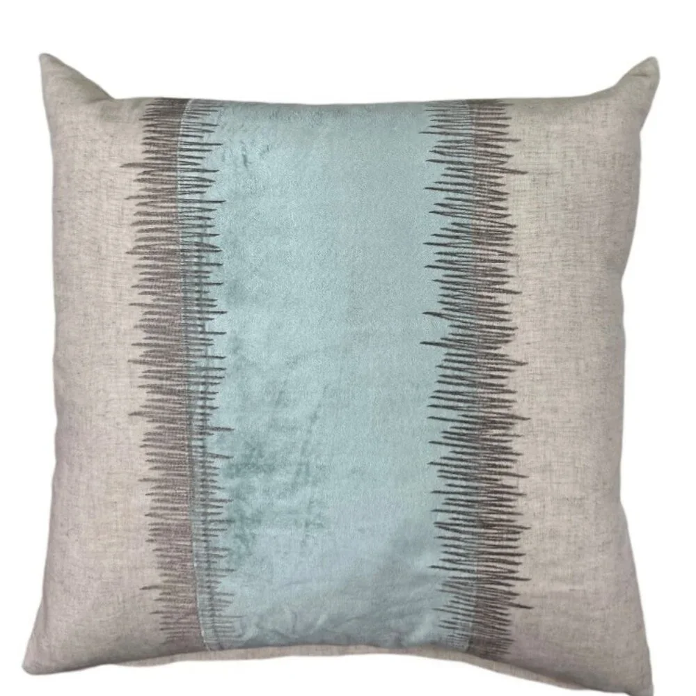 Newport Layton Home Fashions Decorative Accent Pillow Duck Feathers 20